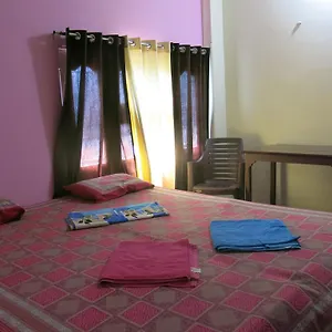 ma-vishalakshi-paying-guest-house.hotels-varanasi.com/